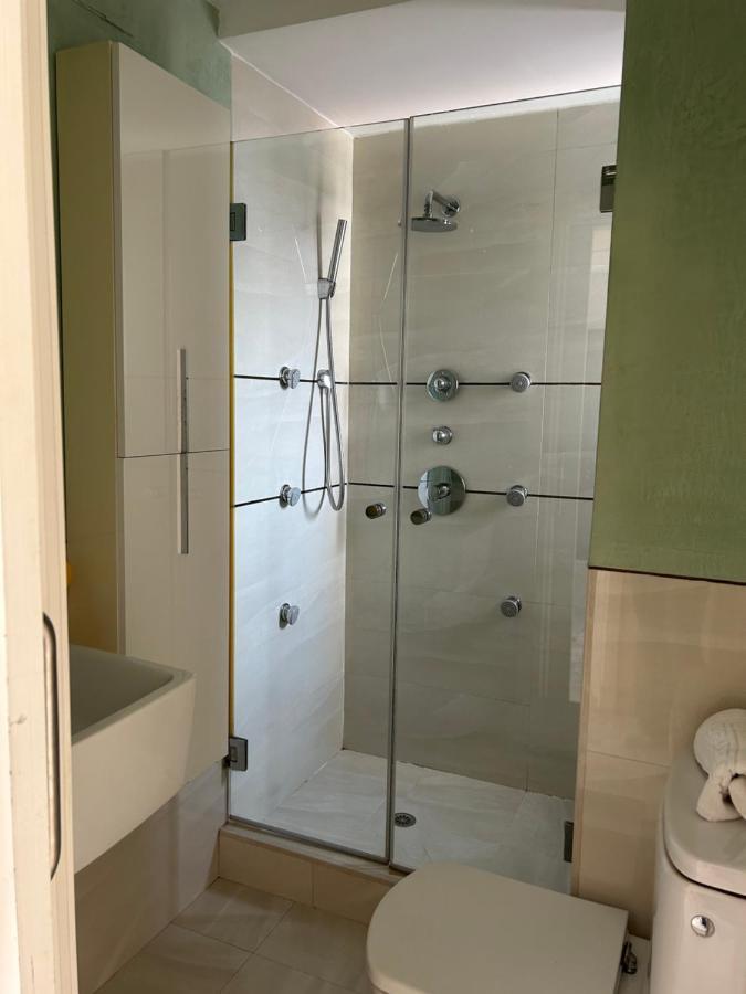 Апартаменты Atico Triana Con Piscina Privada Севилья Экстерьер фото